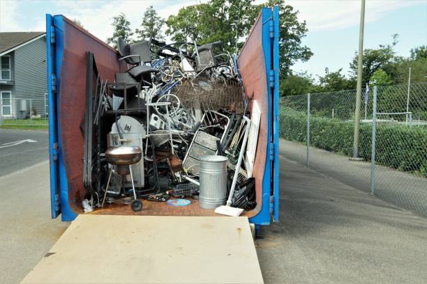 Best Hot Tub Removal  in Lakes West, CT